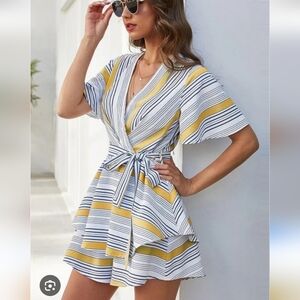 Striped V-Neck Tie-Waist Mini Romper in White, Yellow & Navy Sz XL